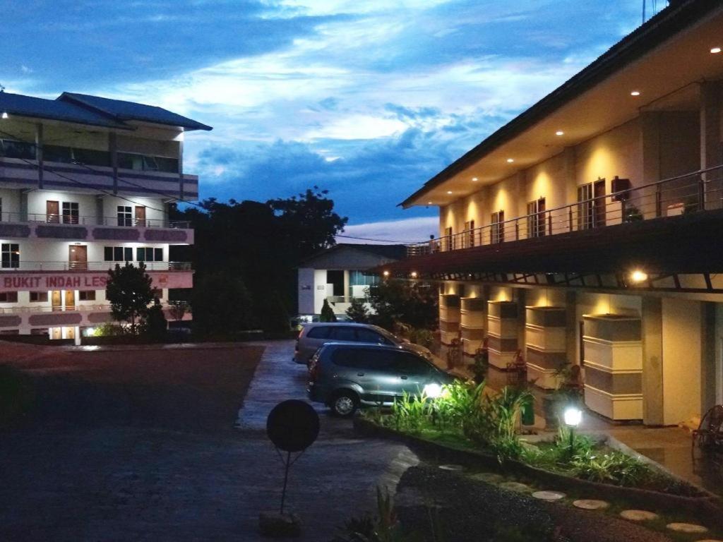 Bukit Indah Lestari Hotel Baturaja  Exterior photo